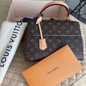 Louis Vuitton Cluny BB